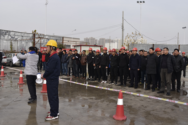 集团市政工程开云官方注册,开云(中国)
管理中心开展冬季消防应急演练活动